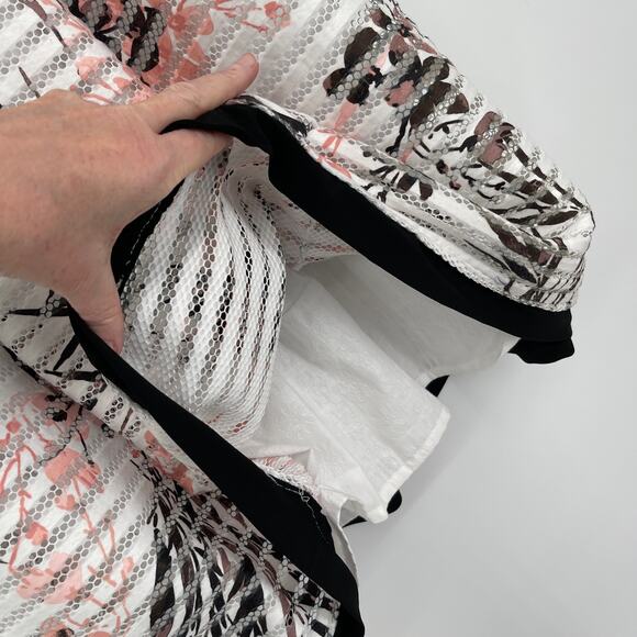 Le Chateau VINTAGE Skirt Womens Sz 6 White Pink Floral A-Line Lined Perforated - Picture 7 of 10